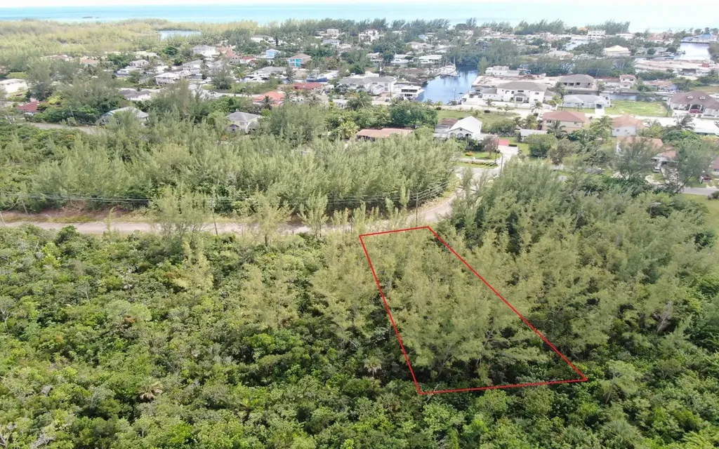 2 Coral Harbour Waterways New Providence Paradise Island BS