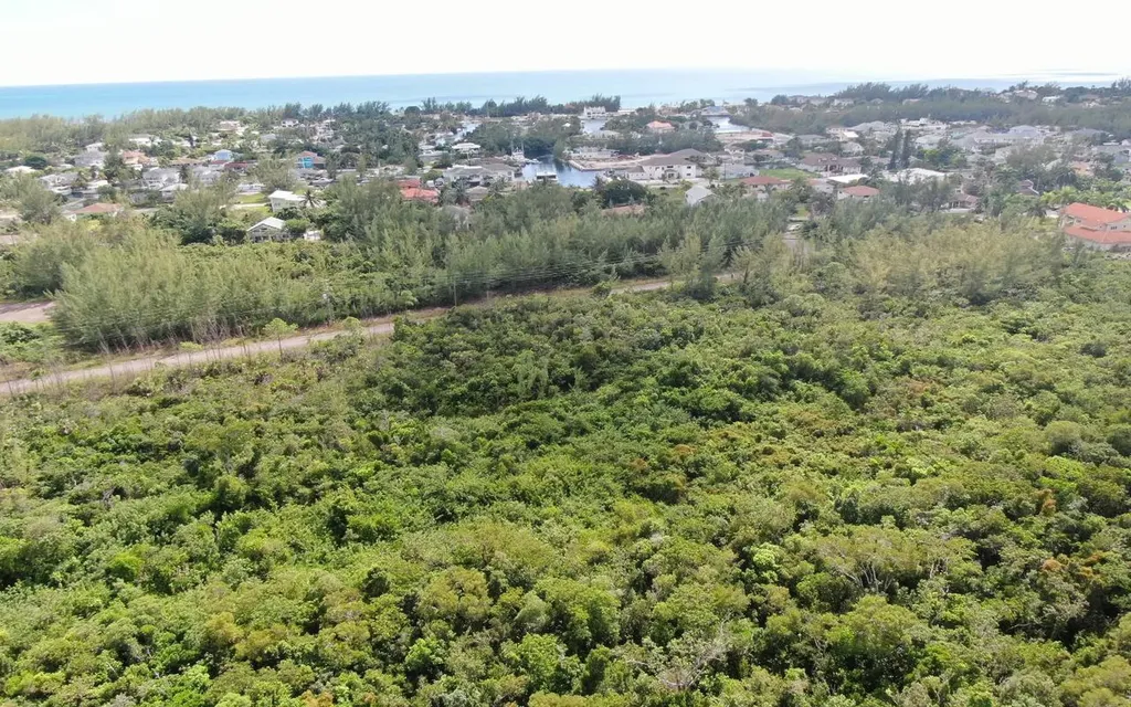 2 Coral Harbour Waterways New Providence Paradise Island BS