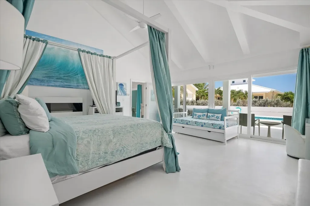 Aqua Dreams Exuma BS