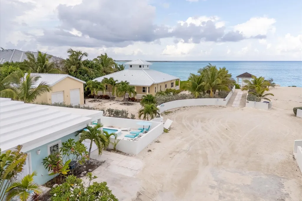 Aqua Dreams Exuma BS