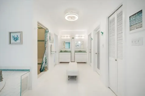 Aqua Dreams Exuma BS