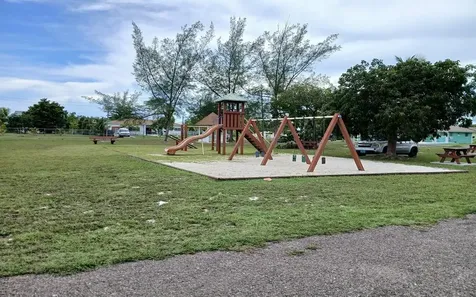 # 57 Saint Andrews Beach New Providence Paradise Island BS