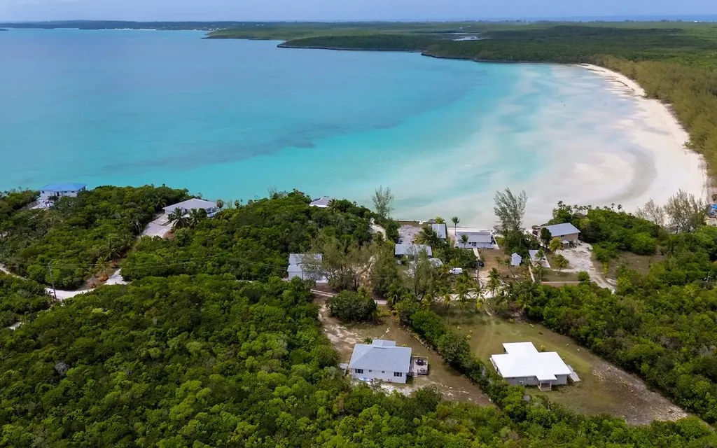 Tipsy Palm Villa, Ten Bay Eleuthera BS