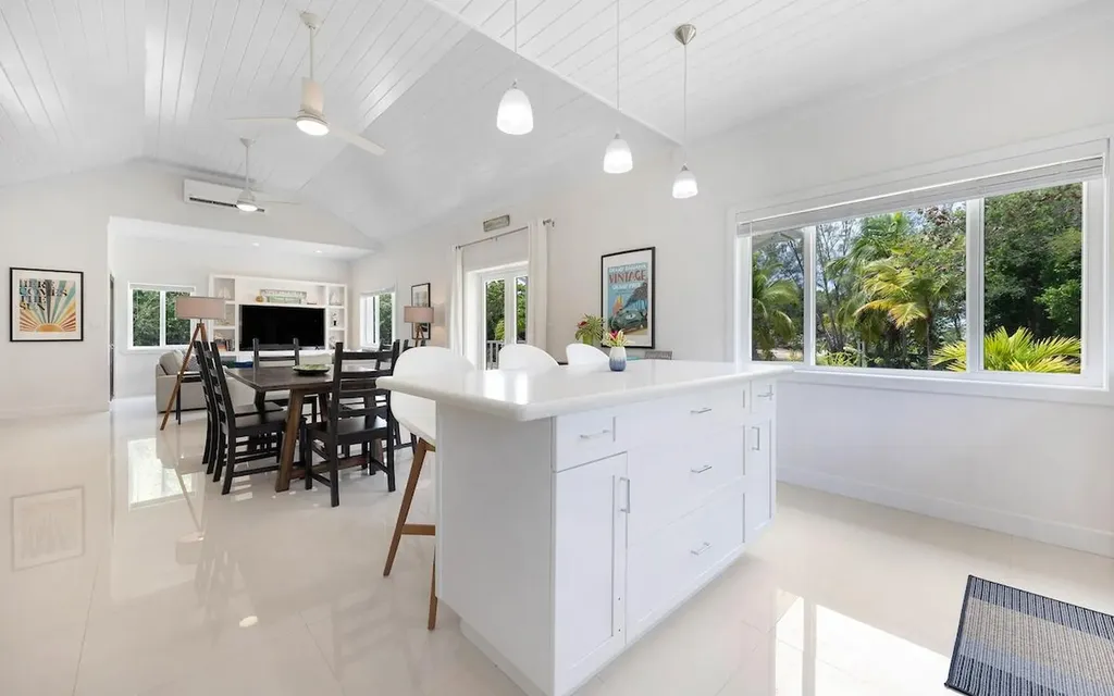 Tipsy Palm Villa, Ten Bay Eleuthera BS