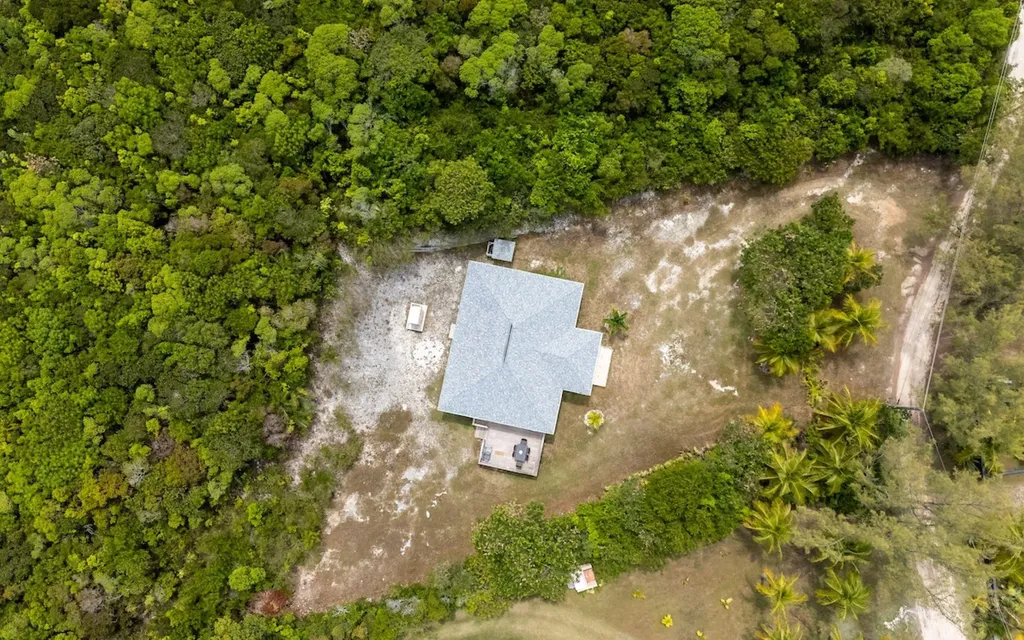 Tipsy Palm Villa, Ten Bay Eleuthera BS