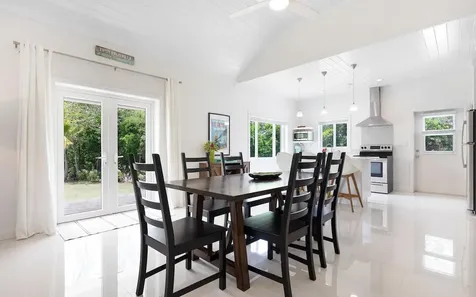 Tipsy Palm Villa, Ten Bay Eleuthera BS