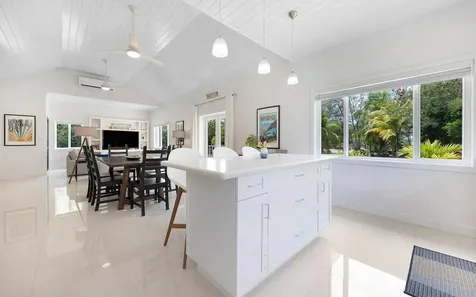 Tipsy Palm Villa, Ten Bay Eleuthera BS