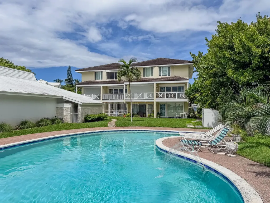 Harbour Colony Unit 6 New Providence Paradise Island BS