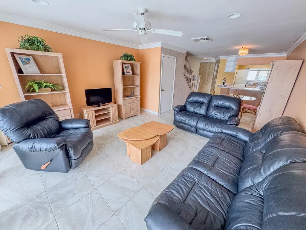 Harbour Colony Unit 6 New Providence Paradise Island BS