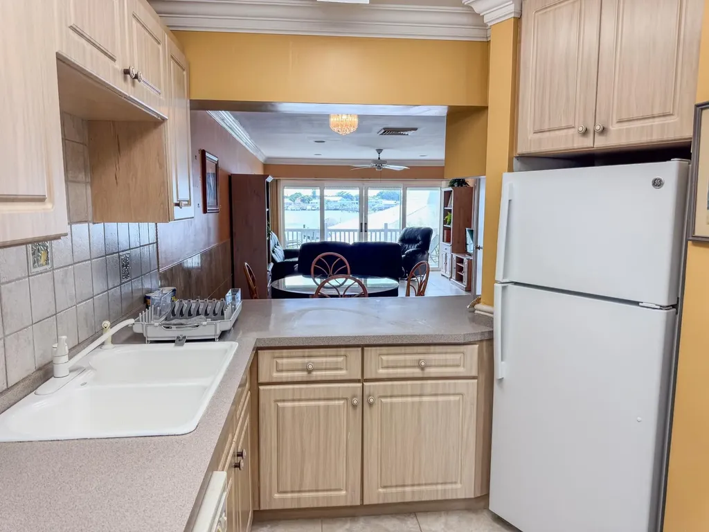 Harbour Colony Unit 6 New Providence Paradise Island BS