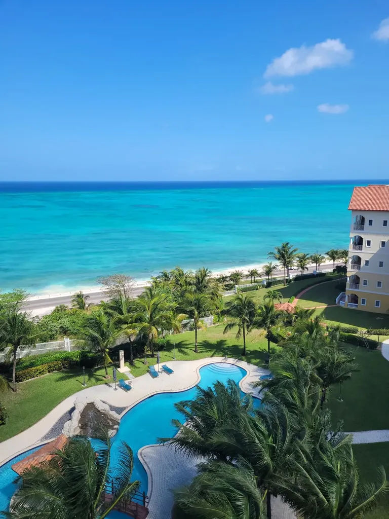 Caves Heights New Providence Paradise Island BS