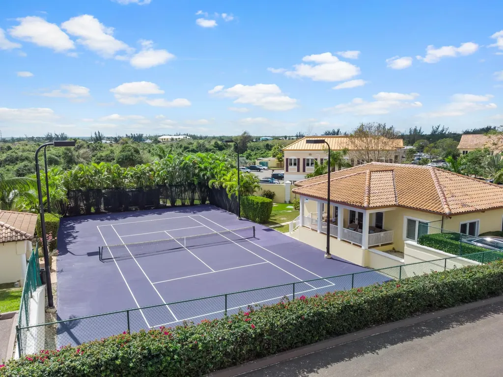 Caves Heights New Providence Paradise Island BS