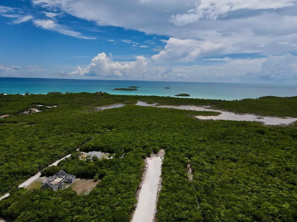 Exquisite Palms Lot #17 Eleuthera BS