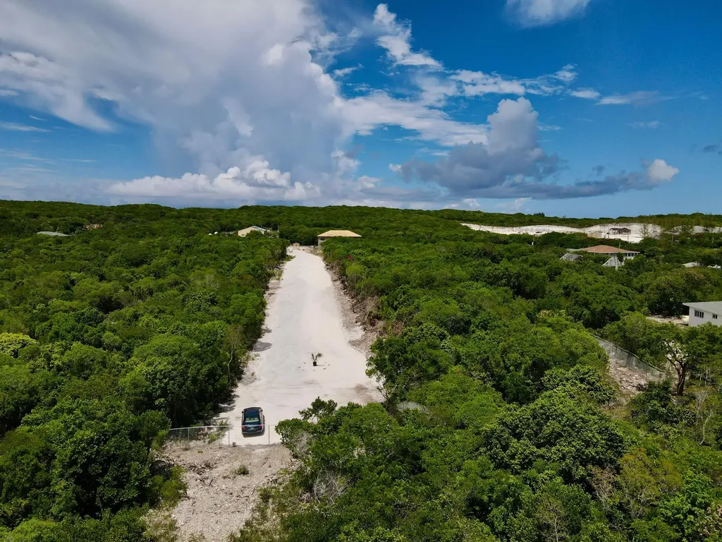 Exquisite Palms Lot #5 Eleuthera BS