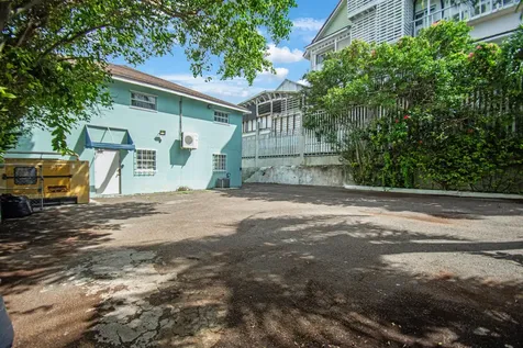 81 East Bay Street New Providence Paradise Island BS