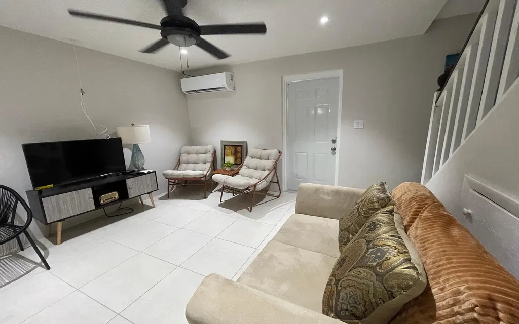 29 Street Alban's Drive New Providence Paradise Island BS