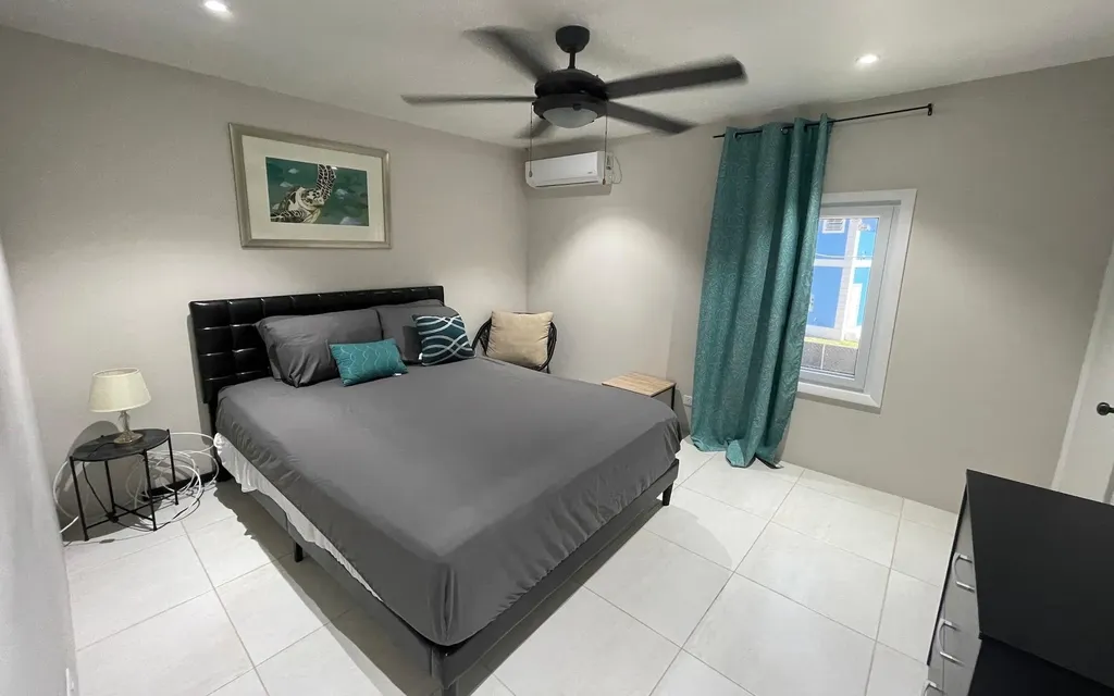 29 Street Alban's Drive New Providence Paradise Island BS