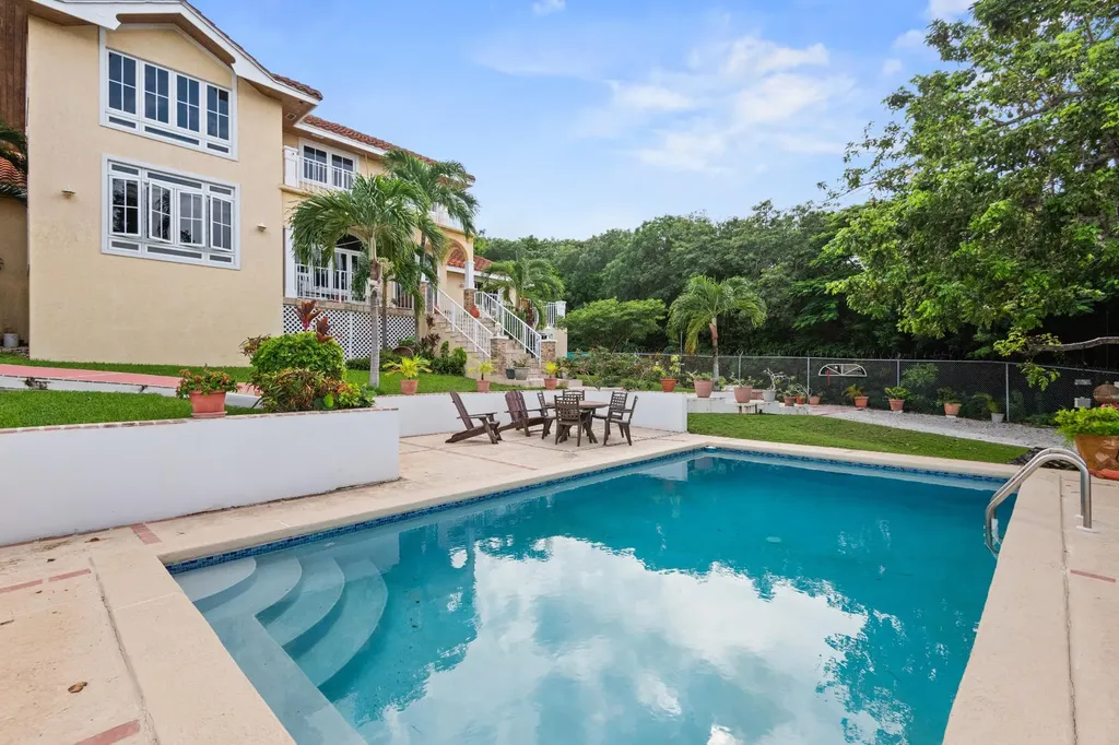 Westridge Estates New Providence Paradise Island BS