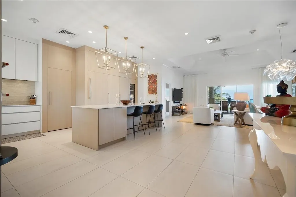 Caves Heights B4 New Providence Paradise Island BS