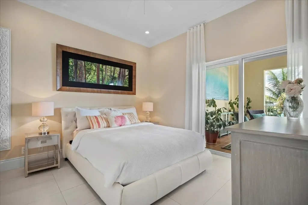 Caves Heights B4 New Providence Paradise Island BS