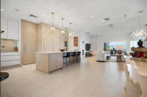 Caves Heights B4 New Providence Paradise Island BS