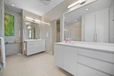 Caves Heights B4 New Providence Paradise Island BS