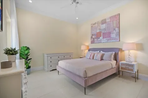 Caves Heights B4 New Providence Paradise Island BS