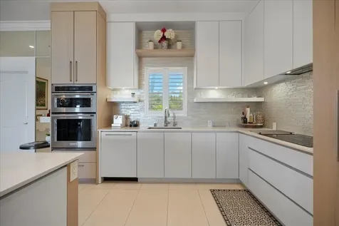 Caves Heights B4 New Providence Paradise Island BS