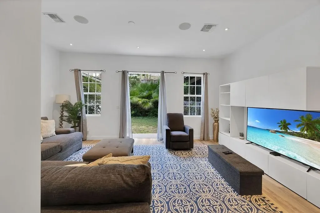 Balmoral New Providence Paradise Island BS