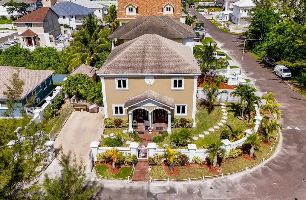 West Winds Kingfish Road New Providence Paradise Island BS