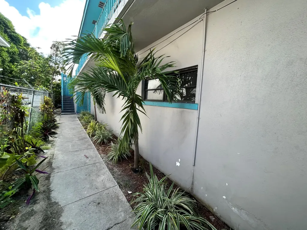 East Street New Providence Paradise Island BS