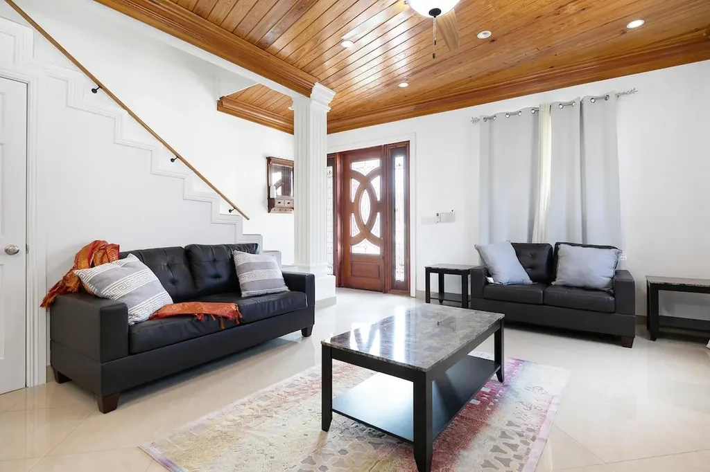 West Winds Kingfish Road New Providence Paradise Island BS