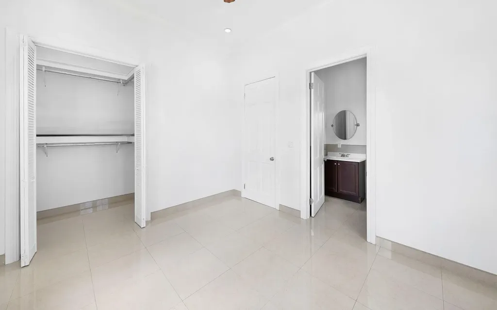 West Winds Kingfish Road New Providence Paradise Island BS