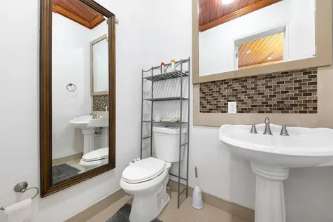 West Winds Kingfish Road New Providence Paradise Island BS