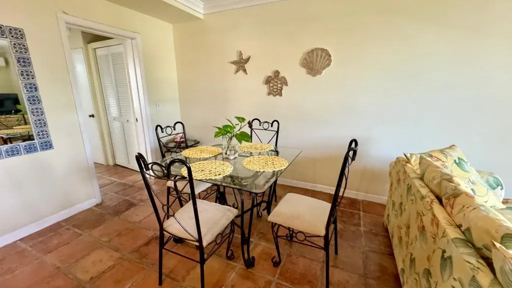 Tip Top Condominiums New Providence Paradise Island BS