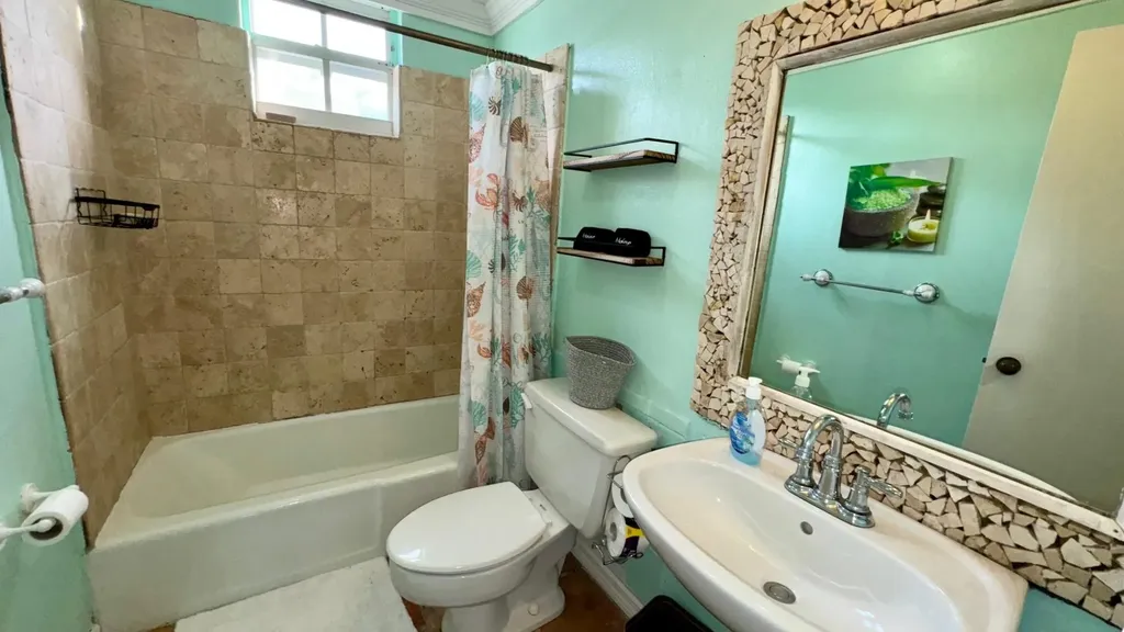 Tip Top Condominiums New Providence Paradise Island BS