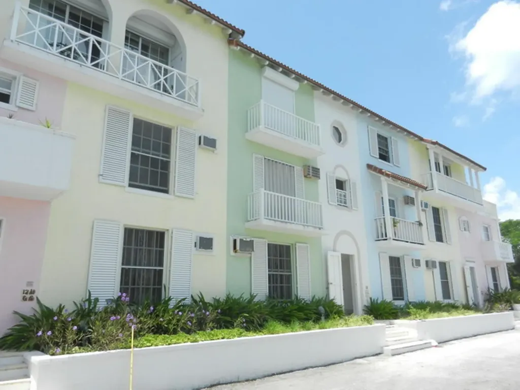 Tip Top Condominiums New Providence Paradise Island BS