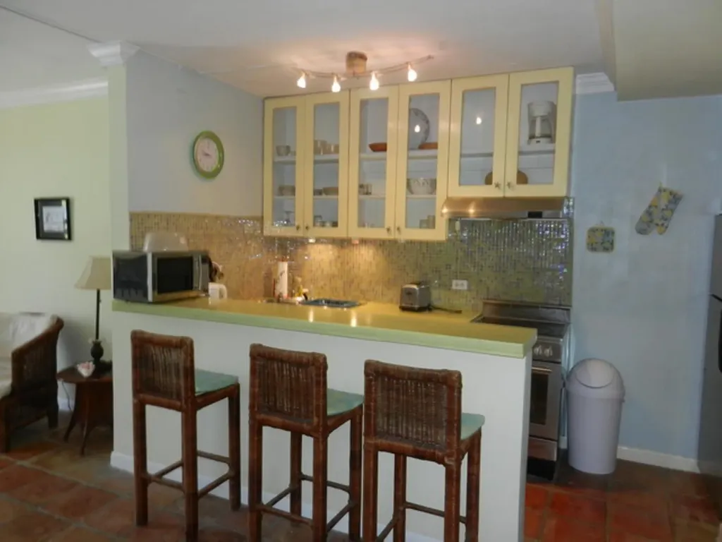 Tip Top Condominiums New Providence Paradise Island BS