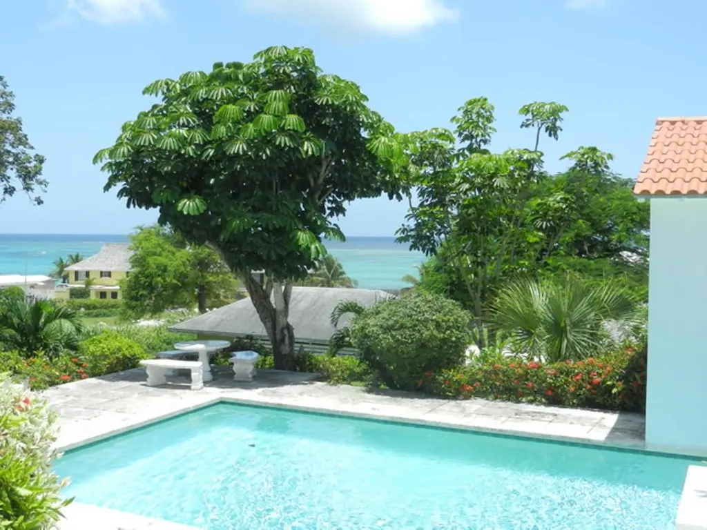 Tip Top Condominiums New Providence Paradise Island BS