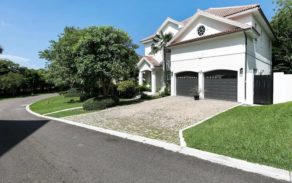 Lot 4, Balmoral Estates New Providence Paradise Island BS