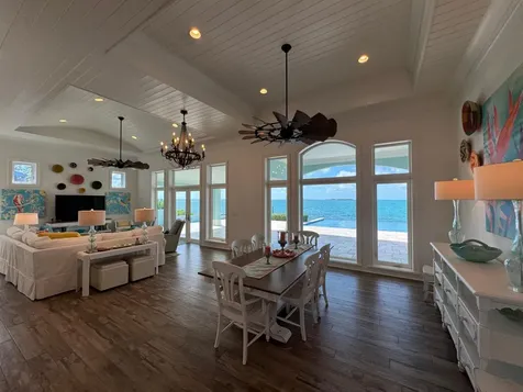 Pelican Bay Russel Island 44 Eleuthera BS