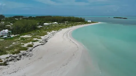 Pelican Bay Russel Island 44 Eleuthera BS