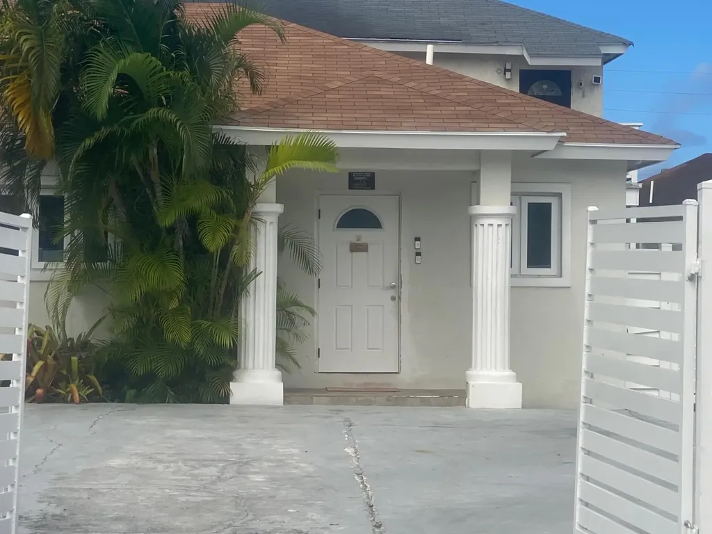 Landrail Close New Providence Paradise Island BS