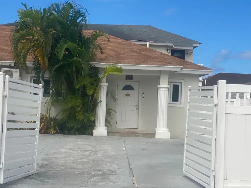 Landrail Close New Providence Paradise Island BS