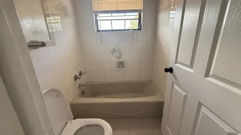 Easter Avenue 363 Grand Bahama Freeport BS