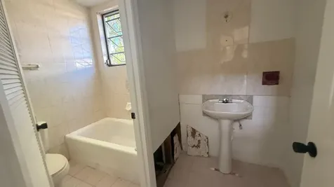 Easter Avenue 363 Grand Bahama Freeport BS