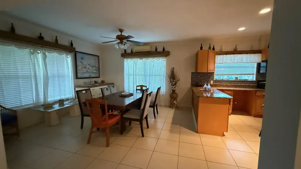 63 Sea Breeze Grand Bahama Freeport BS