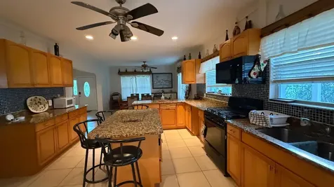 63 Sea Breeze Grand Bahama Freeport BS