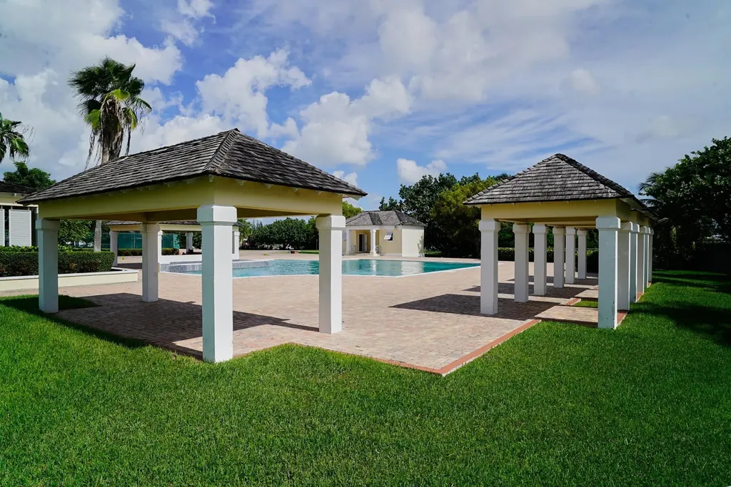 Pearl Road, West Winds New Providence Paradise Island BS