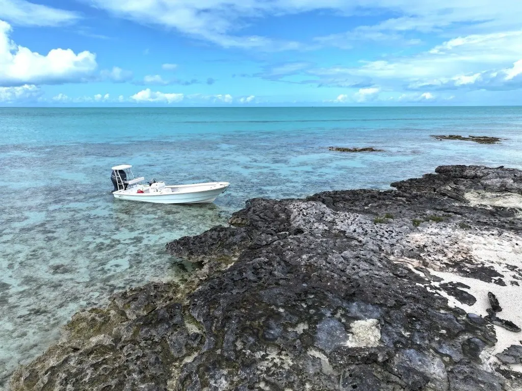 Gold Ring Cay Exuma BS
